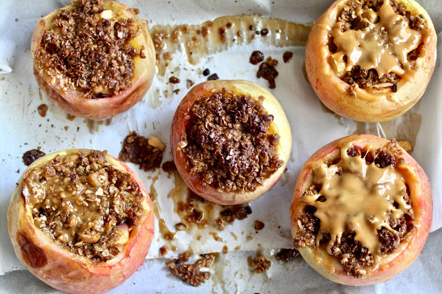 Caramel Apple Crisp Dessert