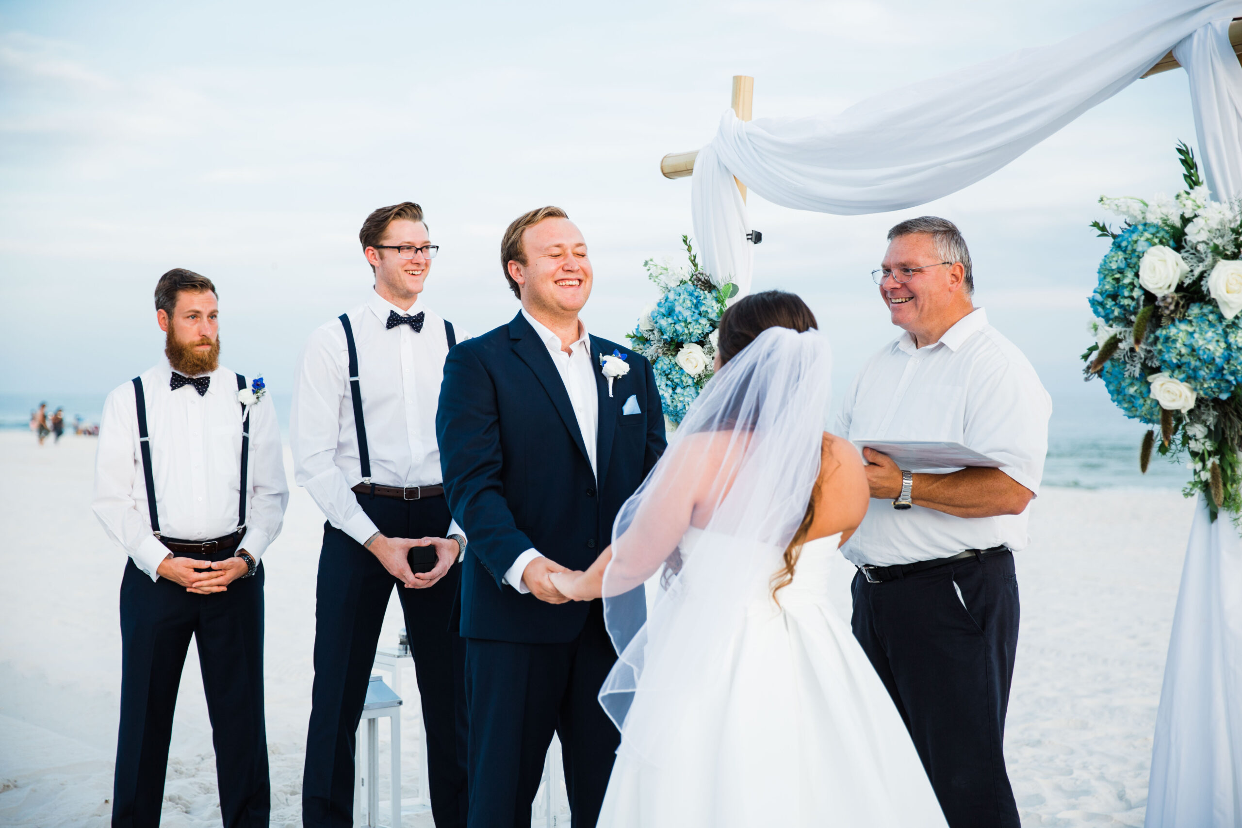 how to find the best destination wedding vendors